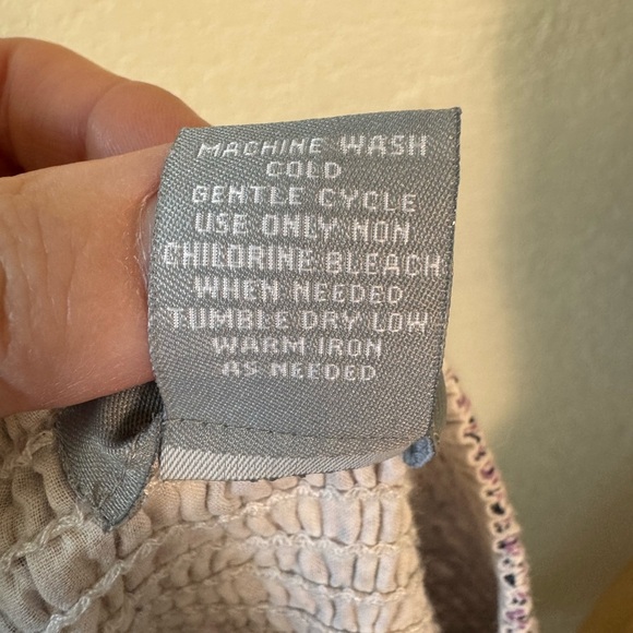 Delia*s Juniors Medium Bandeau Ruched Dress With Pockets‎ Ruffle Bottom Stretchy - Picture 6 of 6